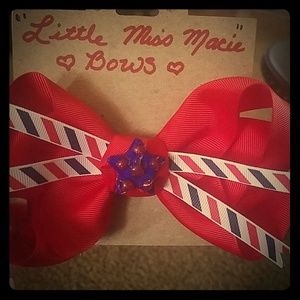Custom-made Little Miss macie bows